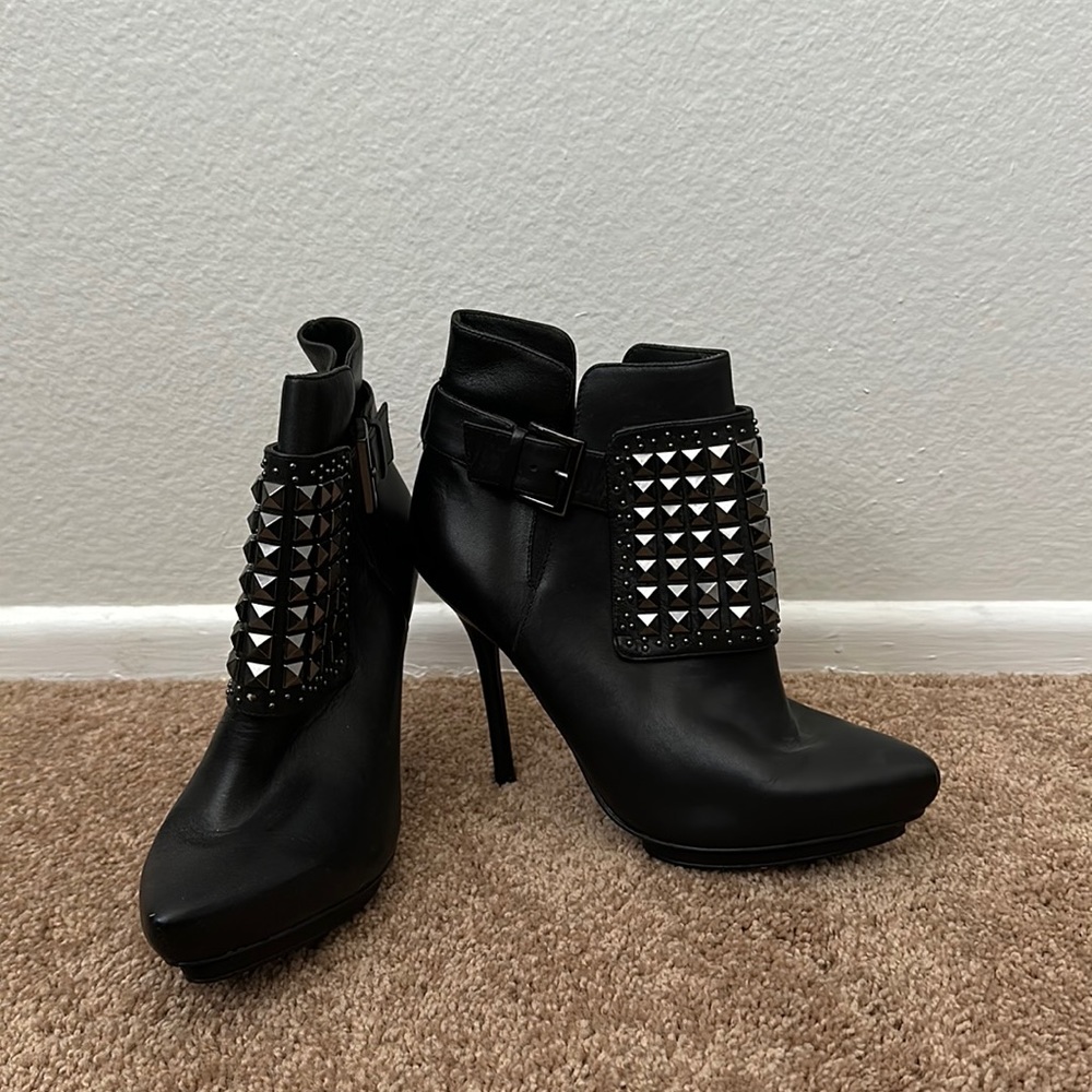 Rock & Republic booties